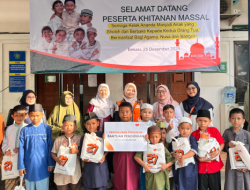 Rumah Zakat Bersama Yayasan Al Mabrur Bekasi Gelar Khitanan Massal