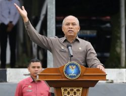 Kepala BSSN Pimpin Apel Kesiapan Satgastar Latsitarda XLVI Poltek SSN Tahun 2026.