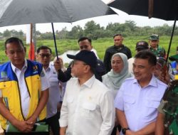 Menko Pangan Tinjau Program Makan Bergizi Gratis dan Pengolahan Sampah Modern di Bekasi