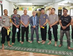 Bhakti Religi Polsek Pondok Gede: Menyucikan Rumah Allah, Menguatkan Tugas Mulia Kepolisian.