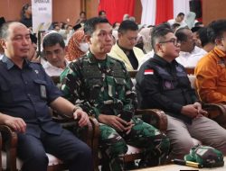 Sinergi Kawal Data Kemiskinan, Dandim 0509 Bekasi Hadiri Kunker Mensos