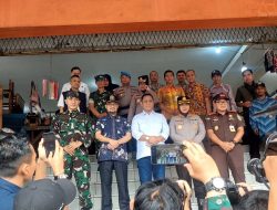 Pastikan Stok Lebaran Aman, Plt Bupati Bekasi Pantau Harga Pangan di Pasar Tambun