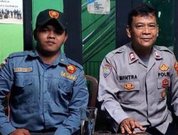 Menjaga Kondusifitas di Ujung Ramadhan, Kapolsubsektor Jatibening Turun Langsung Sambangi Linmas Jatimakmur.