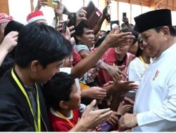 Lebaran di Istana: Presiden Prabowo Gelar Open House, Ribuan Warga Padati Halaman Tengah