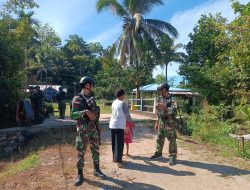 Di Ujung Negeri yang Sepi, TNI Hadir Menghangatkan Kehidupan