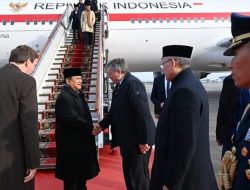 Perkuat Kemitraan Strategis, Presiden Prabowo Tiba di Moskow untuk Temui Vladimir Putin