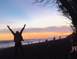 Menikmati Sunset di Pantai Mlarangan Asri, Surga Tersembunyi di Plered Kulon Progo