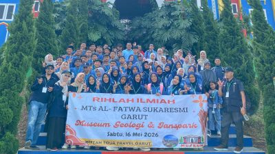 Rihlah Ilmiah dan Perpisahan Kelas IX MTs Al Fatwa Cilegong Berlangsung Penuh Edukasi dan Kebersamaan.