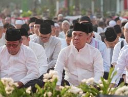 Iduladha 2026: Wagub Rano Karno Salat di Balai Kota, Ajak Warga Jaga Lingkungan dan Salurkan 210 Sapi Kurban