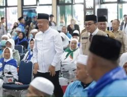 Wagub Sumsel Cik Ujang Sambut Kepulangan 443 Jemaah Haji Kloter Pertama