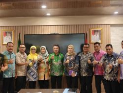 Plh Wali Kota Harris Bobihoe Minta Para Camat Jadi Garda Terdepan Sukseskan Visi Kota Bekasi
