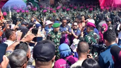 Usai Prosesi Pembaretan, Pangkormar Bakar Semangat dan Beri Arahan Orang Tua Prajurit Muda