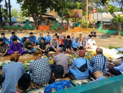 Kapolsek Jatisampurna IPTU Musanif Hadiri Tradisi Babaritan Kampung Kranggan, Tegaskan Budaya Adalah Pondasi Persatuan dan Kamtibmas.