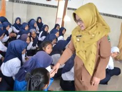 Pantau Hari Pertama MPLS, Bupati Magetan Minta Sekolah Perketat Pengawasan Ponsel Siswa