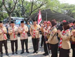 Plt Bupati Bekasi Lepas 64 Peserta Jamnas XII dan Pengukuhan Sangga Pengibar Pramuka
