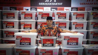 Lengkapi Berkas Fisik, Gerakan Rakyat Resmi Serahkan 46 Boks Dokumen ke Kemenkum RI