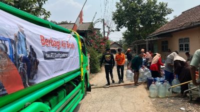 Rumah Zakat dan PT Qualita Indonesia Salurkan 32.000 Liter Air Bersih untuk Warga Jaya Mulya
