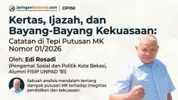 Kertas, Ijazah, dan Bayang-Bayang Kekuasaan: Catatan di Tepi Putusan MK Nomor 01/2026