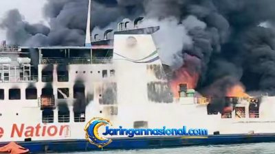 KMP Batu Mandi Terbakar di Perairan Merak, Seluruh Penumpang dan Awak Kapal Dievakuasi