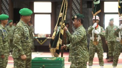 Letjen TNI Iwan Setiawan Resmi Jadi Pangkostrad, Kasad Pimpin Sertijab di Mabesad