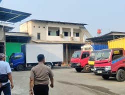 Polres Metro Bekasi Kota Gerebek Gudang Diduga Penimbunan Solar Subsidi, Polsek Jatisampurna Turut Hadir.