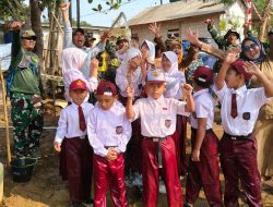 Dulu Tempuh 2 Kilometer Demi Air Bersih, Kini 60 KK dan Siswa SDN Cikole Rasakan Manfaat Sumur Bor TMMD ke-130 Kodim 0622.